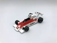 McLaren-Ford M26 1:64 &copy; f1modelcars.com