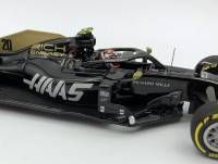 Haas VF-19 &copy; f1modelcars.com