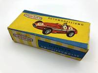 Cardboard box &copy; f1modelcars.com